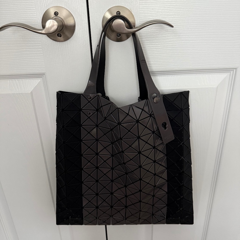 Bao Bao Issey Miyake prism bag, Black/Taupe with adjustable handles